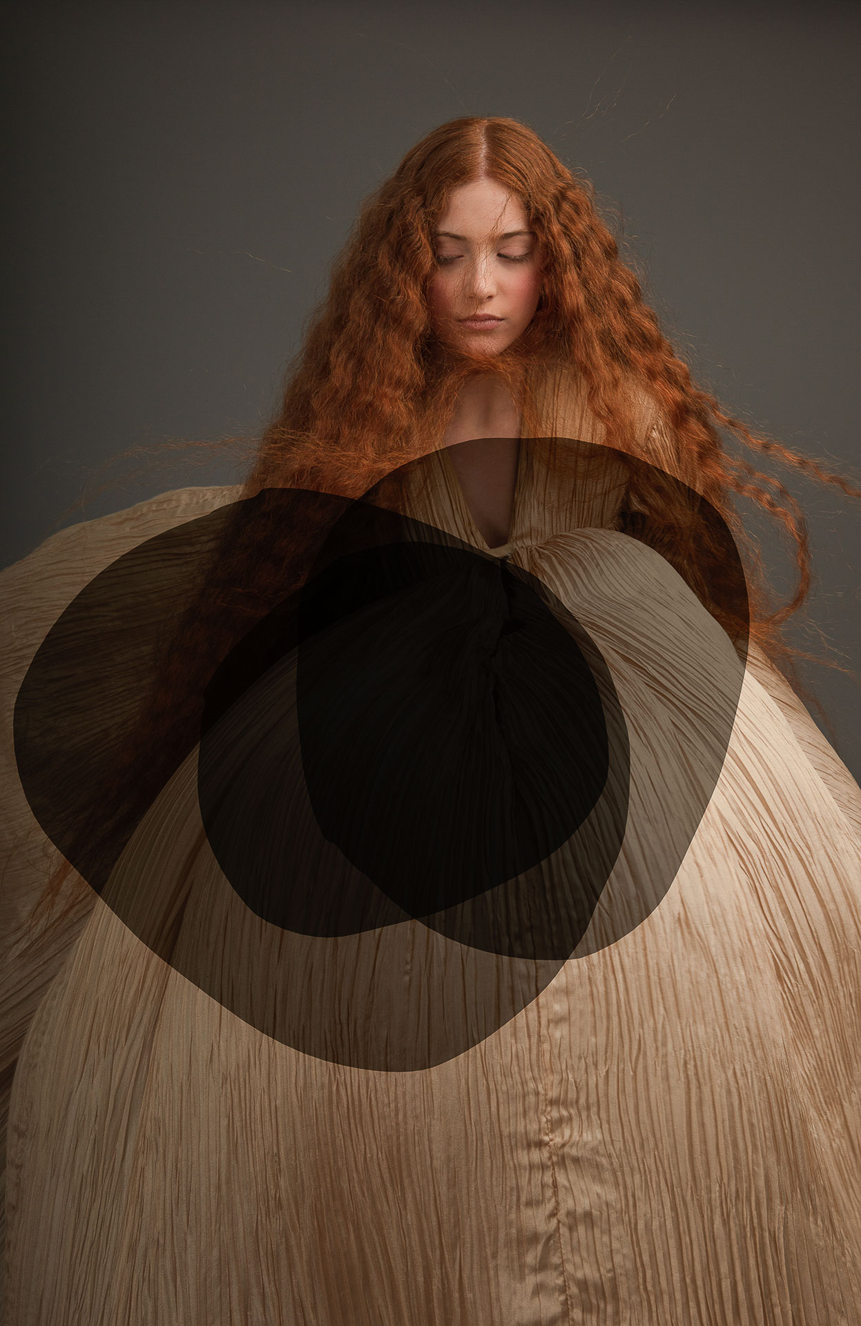 Matteo Basilé, Artemisia #3, 2022, Stampa con pigmenti su carta Hahnemuhle Photo Rag, 150 x 60 cm
