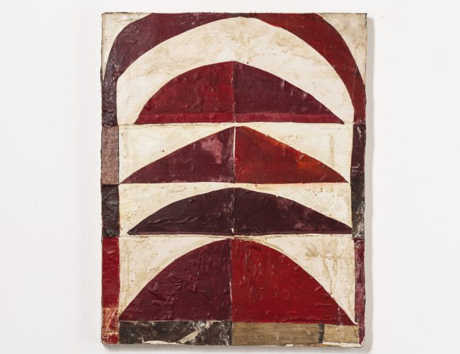 Mirco Marchelli, Per simpatia, 2023, gesso, tessuto, legno e cera su tavolal, 66 x 53 x 5 cm, MARCTM0582 Mirco Marchelli, Per simpatia, 2023, gesso, tessuto, legno e cera su tavolal, 66 x 53 x 5 cm, MARCTM0582