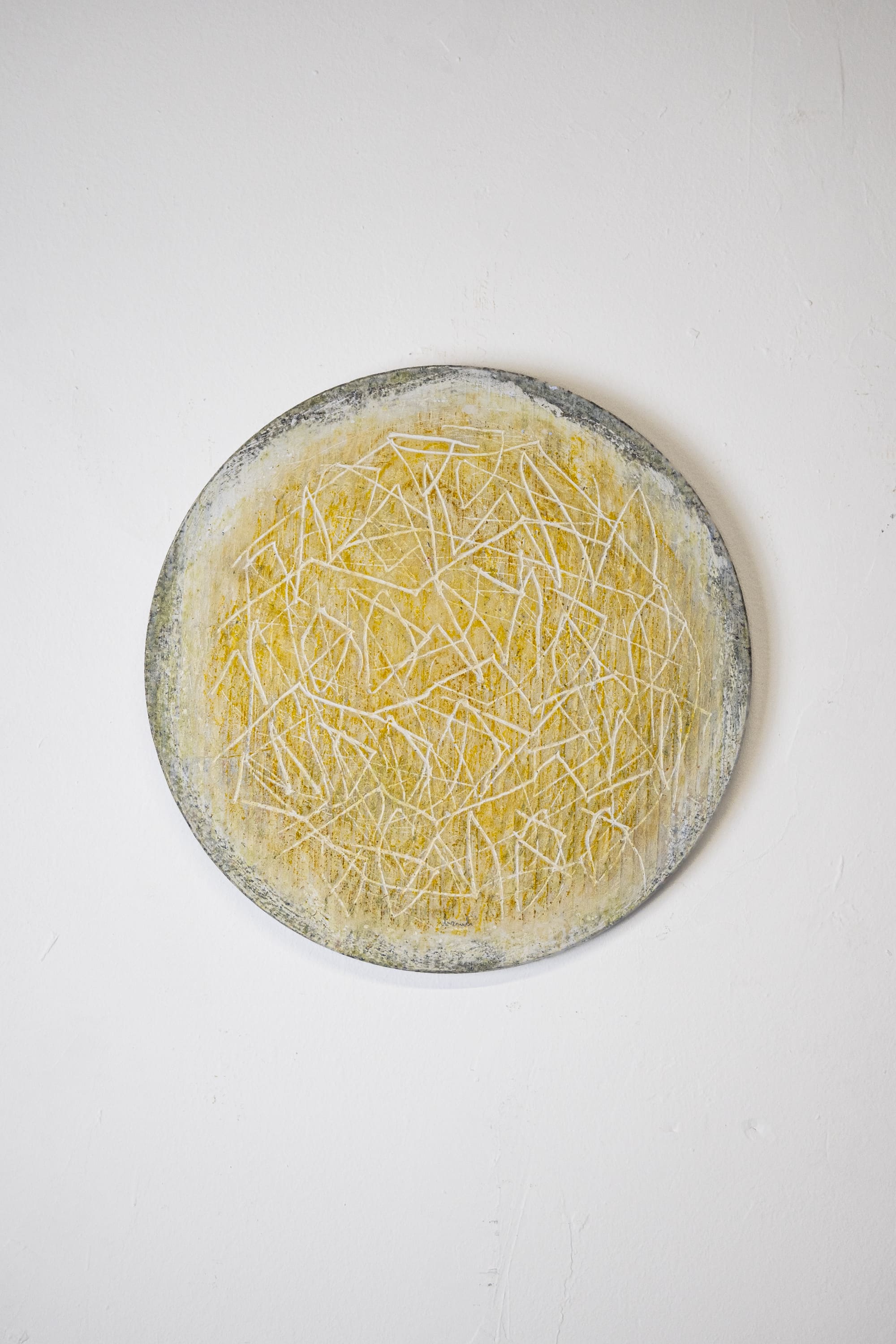 Sergi Barnils, Soli Deo gloria, 2025, granito di Tarn, Tarn granite, 32,0 x 32,0 cm, BARSC1484